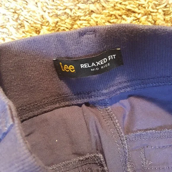 Navy Blue Cargo Capris- NWT - Picture 3 of 5